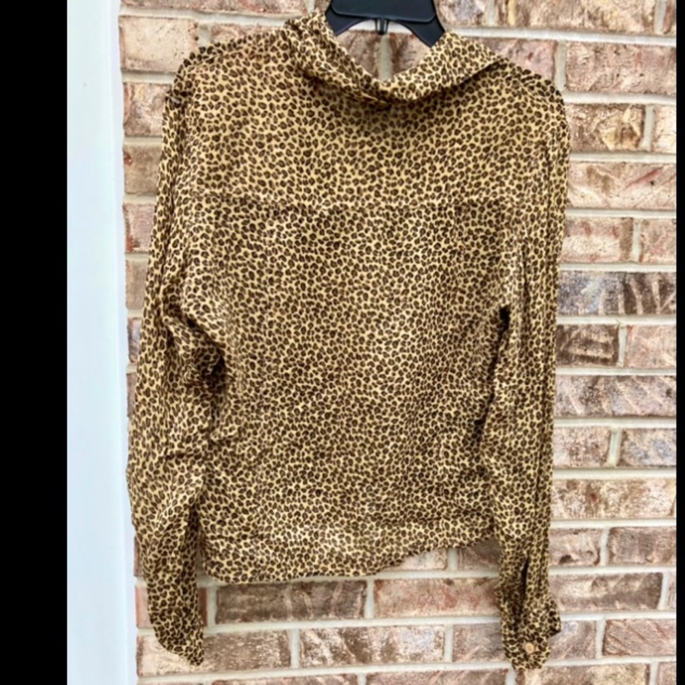 90s/Y2k Leopard Print Rayon Button Down Blouse Sh… - image 4